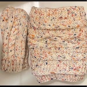 GAP Multicolor Knit Gloves & Scarf Set